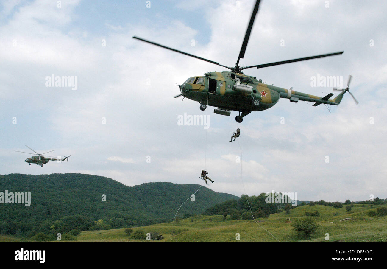 Russian army combat mountain conditions training in Krasnodar region of Russia which is very close to the Northen Caucasus (Chechnya, Georgia,Osetia,Abkhazia).(Credit Image: © PhotoXpress/ZUMA Press) RESTRICTIONS: North and South America Rights ONLY! Stock Photo