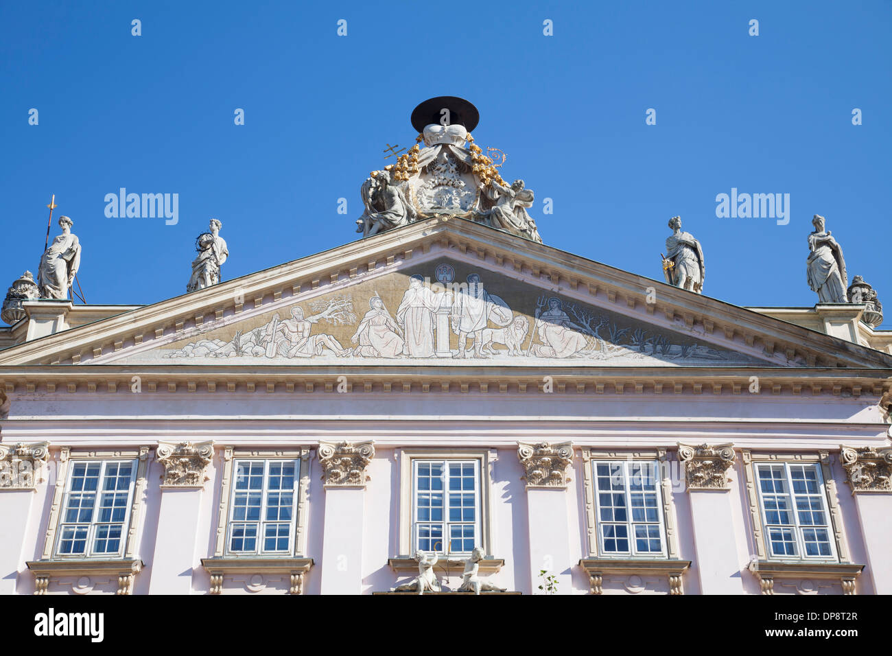 Primates Palace High Resolution Stock Photography and Images - Alamy