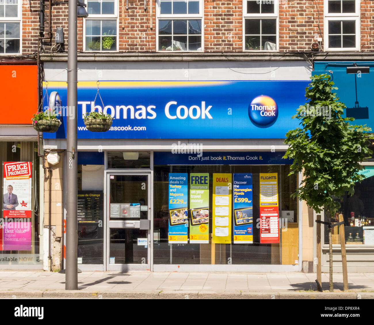 Thomas Cook travel Agent branch that closed down during the credit crunch Twickenham. Greater London. UK Stock Photo
