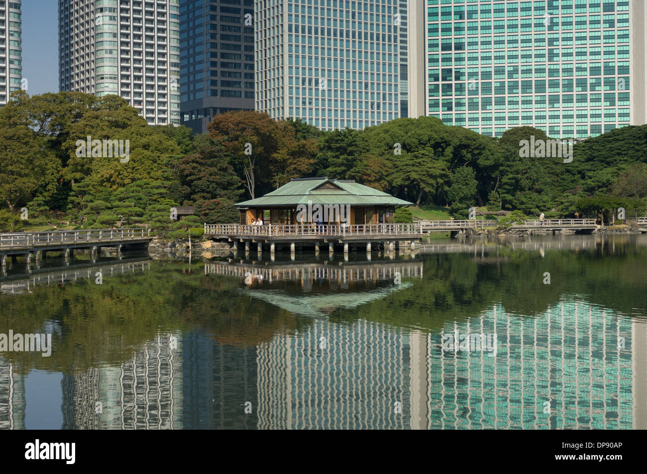 Hama rikyu garden tea hi-res stock photography and images - Alamy