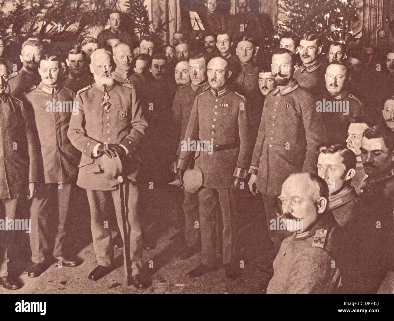 General field marshall Leopold von Bayern (l, with beard) is pictured on the event of the ceasefire agreement between the Central Powers and the Soviet Republic in Brest-Litovsk on 15 December 1917. The peace negotiations ended with the peace treaty of Brest-Litovsk signed on 3 March 1918 with the Soviet Union withdrawing from the war. Photo: Berliner Verlag/Archiv Stock Photo