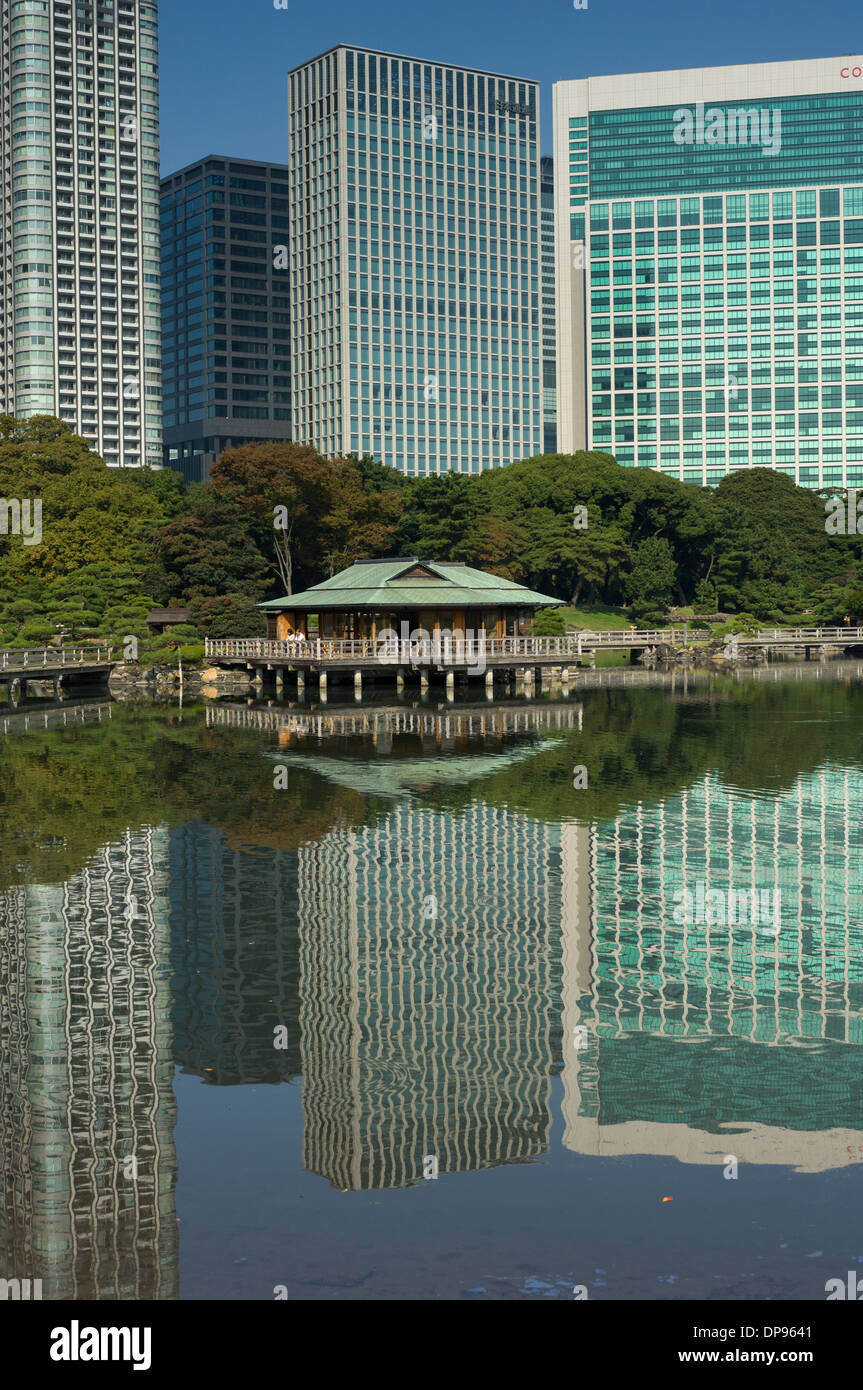Hama rikyu tea house hi-res stock photography and images - Alamy