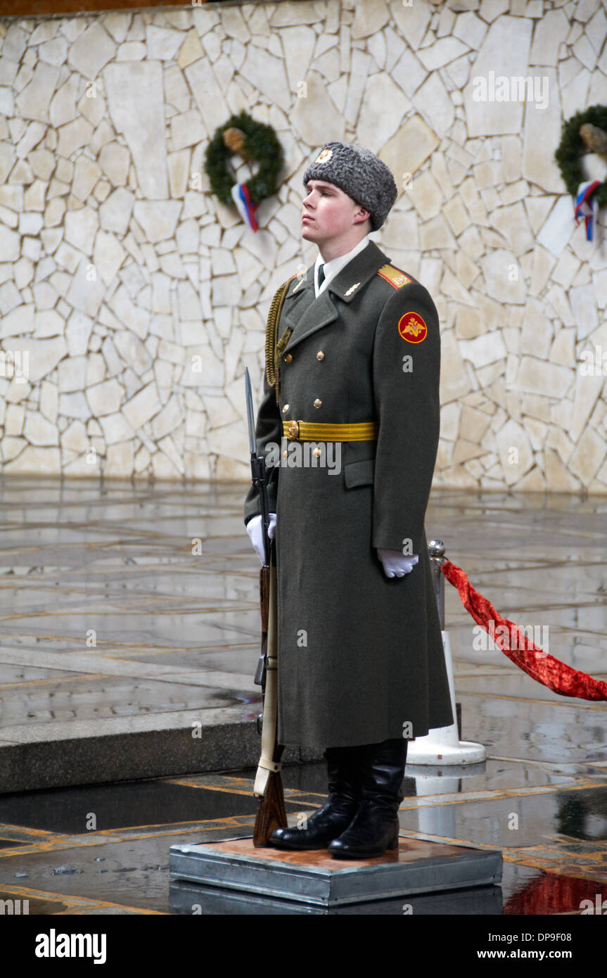 Honour guard in The Hall of Military Glory at the Mamaev Kurgan memorial complex in Volgograd Stock Photo