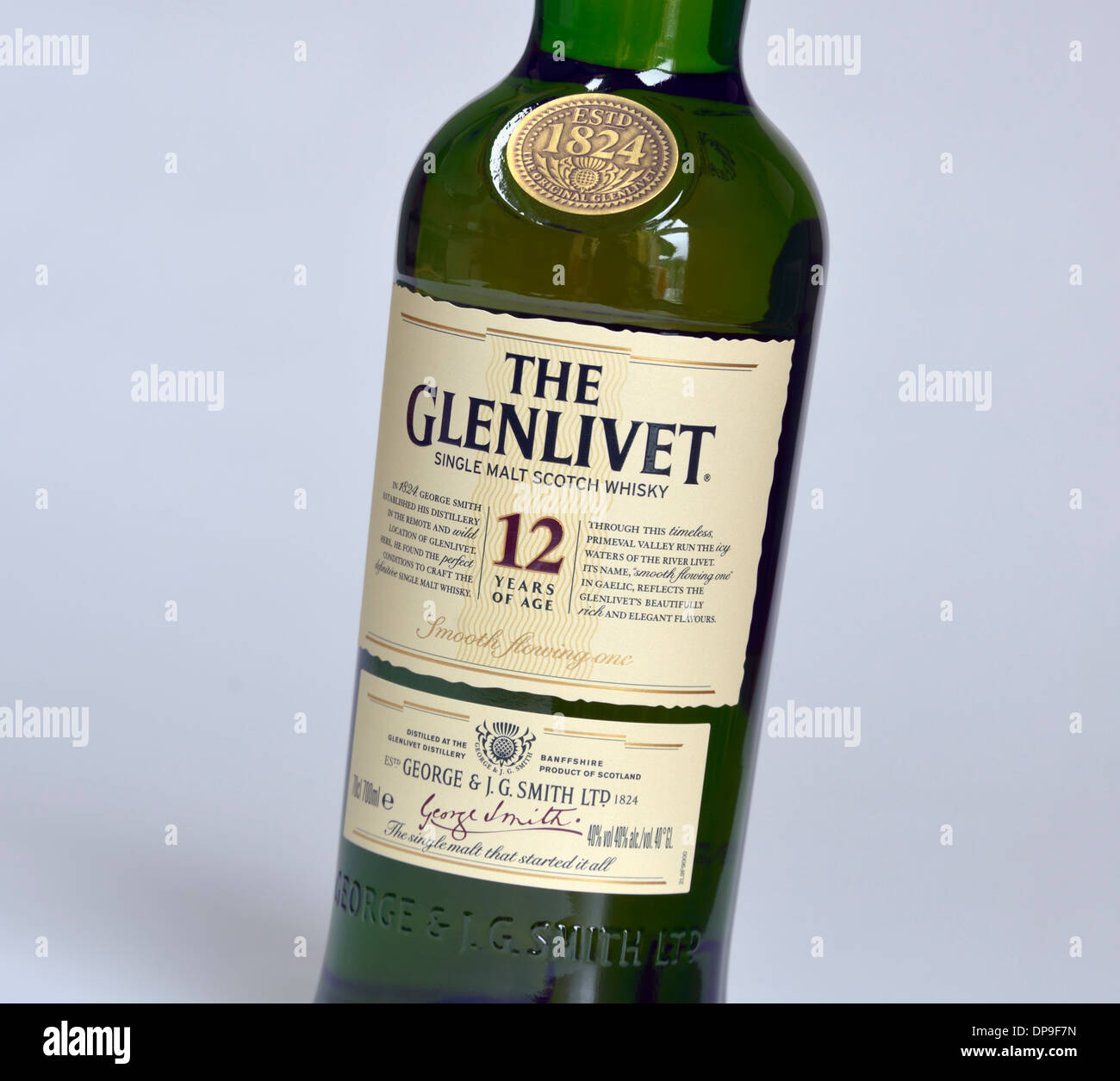 The Glenlivet, single malt Scotch Whisky. 12 years of age The Glenlivet, single malt Scotch Whisky. 12 years of age