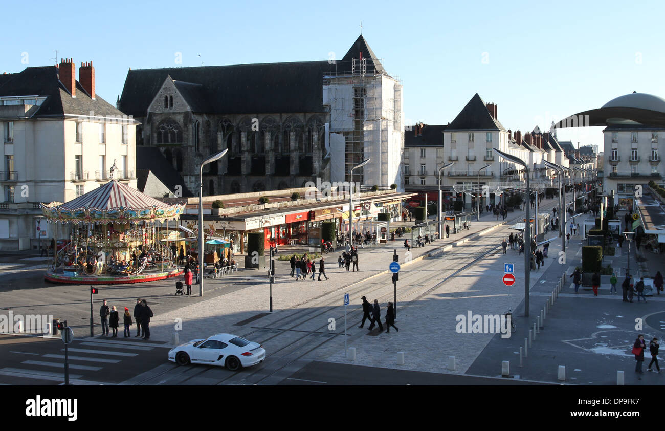 Rue nationale tours hi-res stock photography and images - Alamy