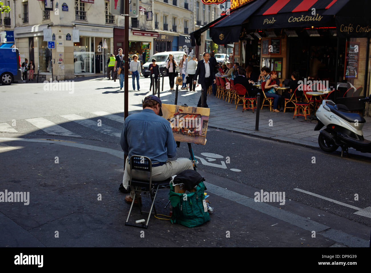 Man painting a picture in Latin Quarter, Paris Stock Photo