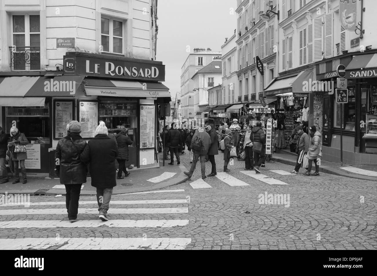 Busy street corner in Paris, France Stock Photo 65365511 Alamy