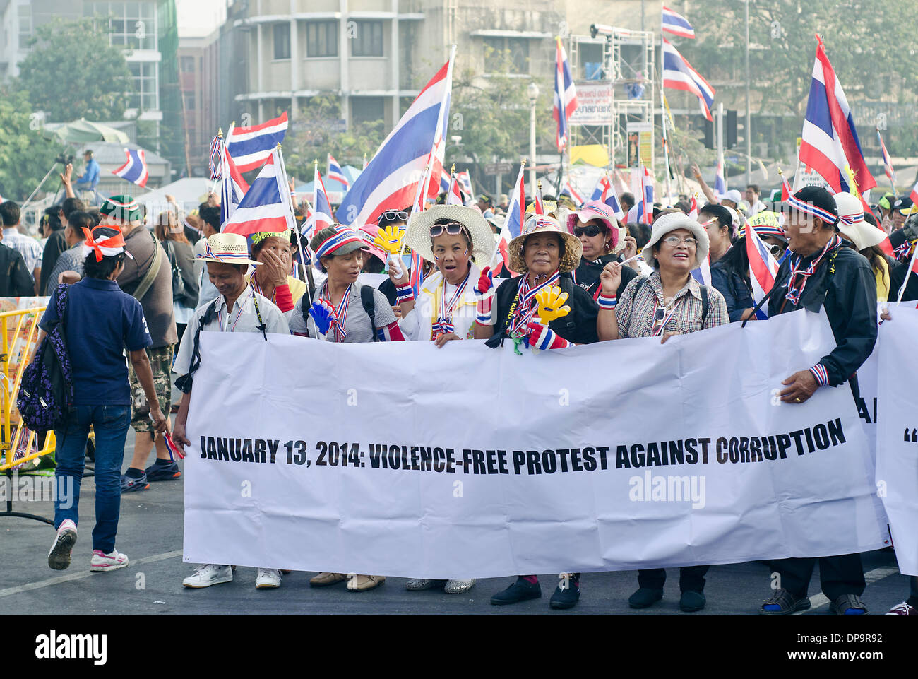 Bangkok, Thailand.9th January, 2014.Antigovernment protesters during  the last warm- up march ahead of the Bangkok shutdown on January 13. Stock Photo