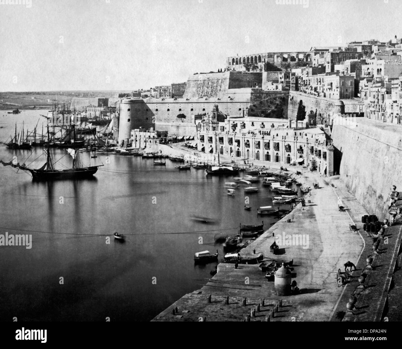 The grand harbour valletta Black and White Stock Photos & Images Alamy