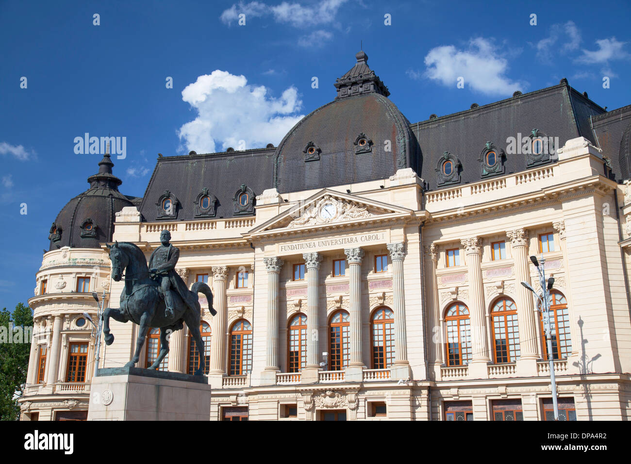 Piata revolutiei hires stock photography and images Alamy