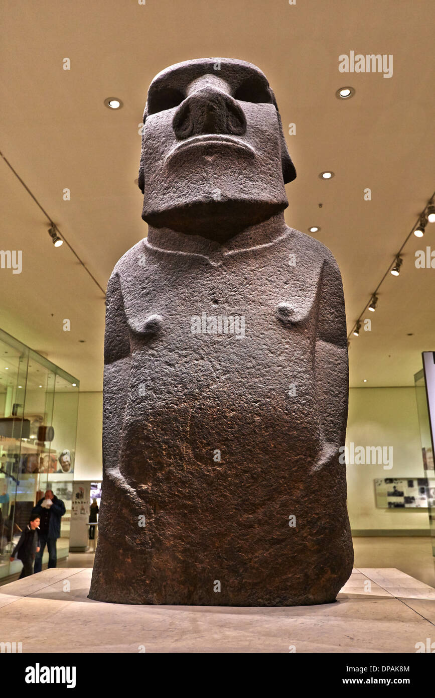 Easter island heads hires stock photography and images Alamy