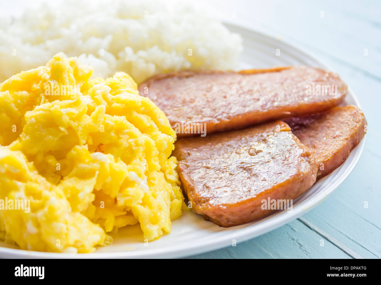 Common Hawaiian breakfast of spam, eggs and rice Stock Photo Alamy