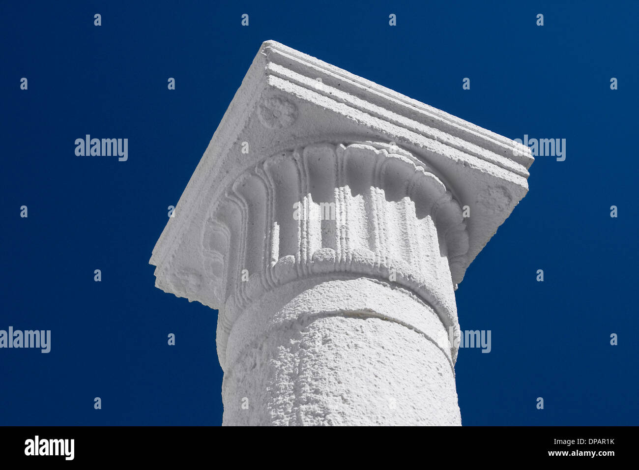 White column hi-res stock photography and images - Alamy