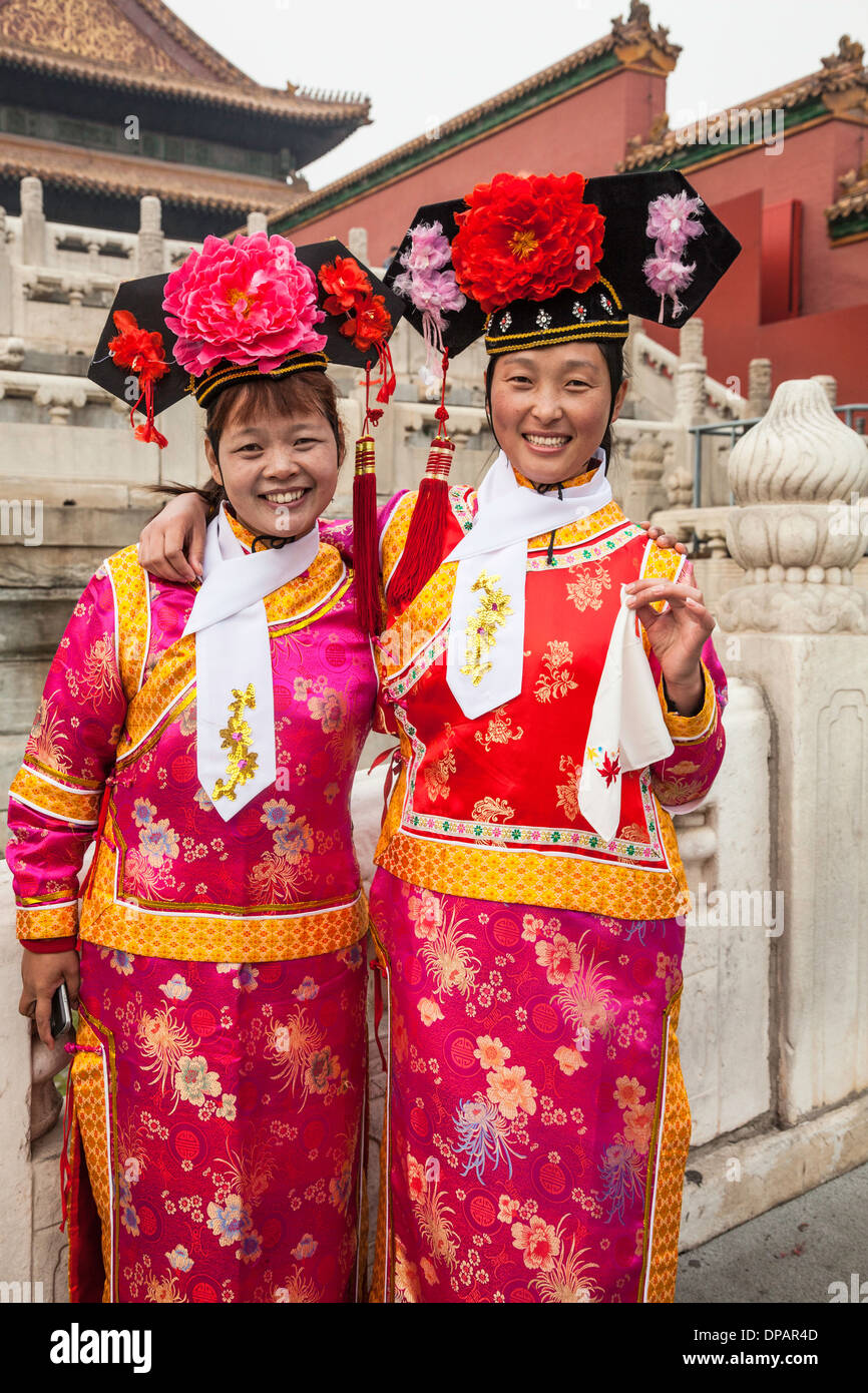 Chinese Traditional Wedding Dress Stock Photos Chinese