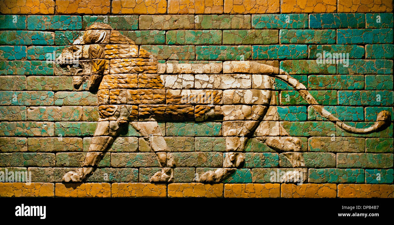 Ishtar Gate 580 BC (Neo Babylonian Empire) Babylon, 6th century B.C Iraq ( King Nebuchadnezzar II. Mesopotamia 2300 BC -141 BC ) Pergamon Museum, Stock Photo