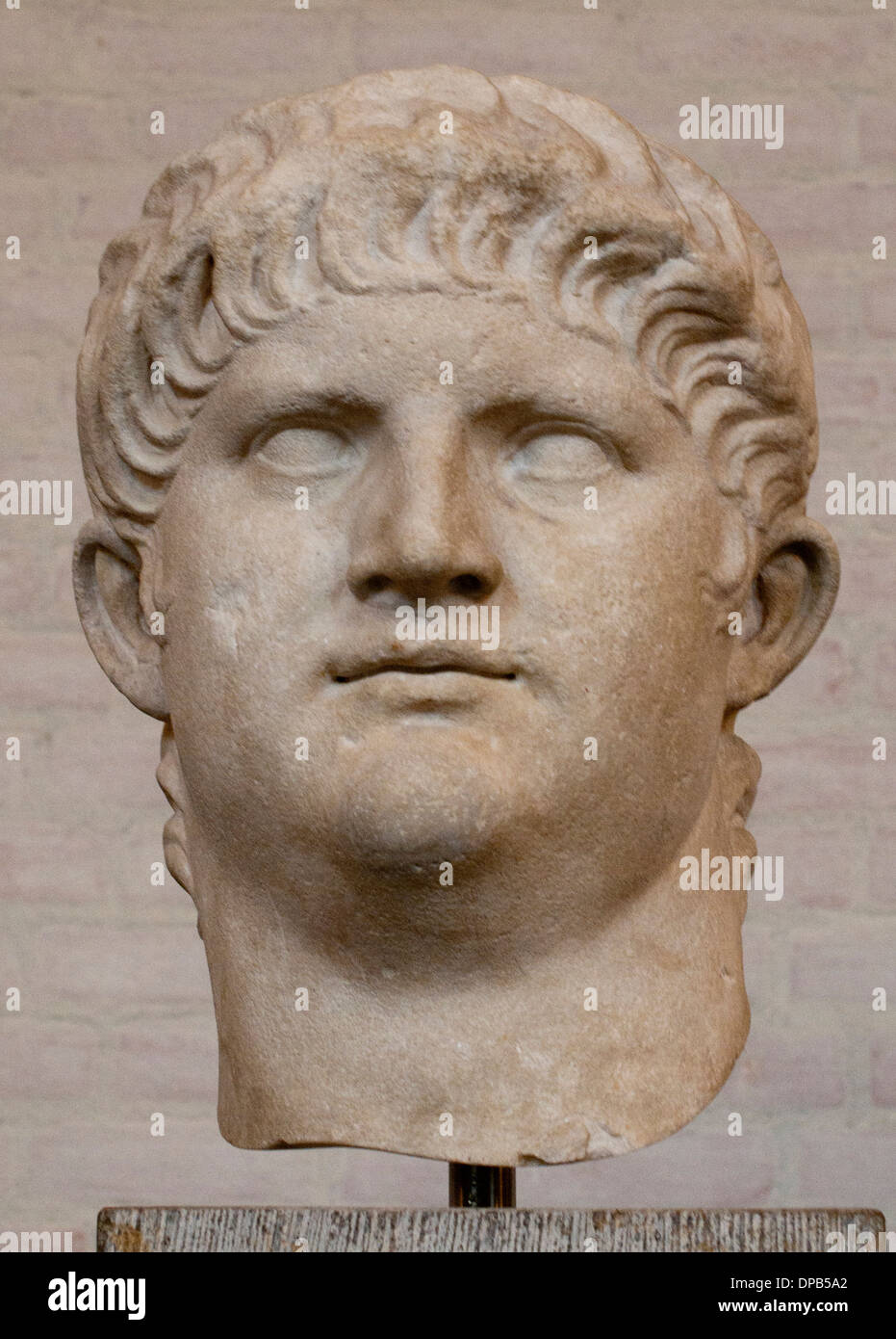 download nero claudius caesar augustus germanicus download nero claudius caesar augustus germanicus