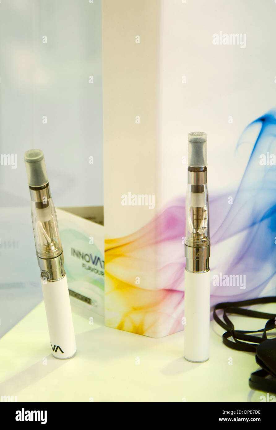 Personal vaporizer pv hi-res stock photography and images - Alamy