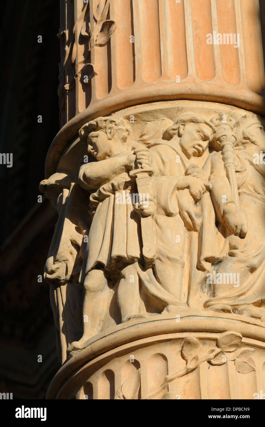 Ornate Carved Column High Resolution Stock Photography and Images - Alamy