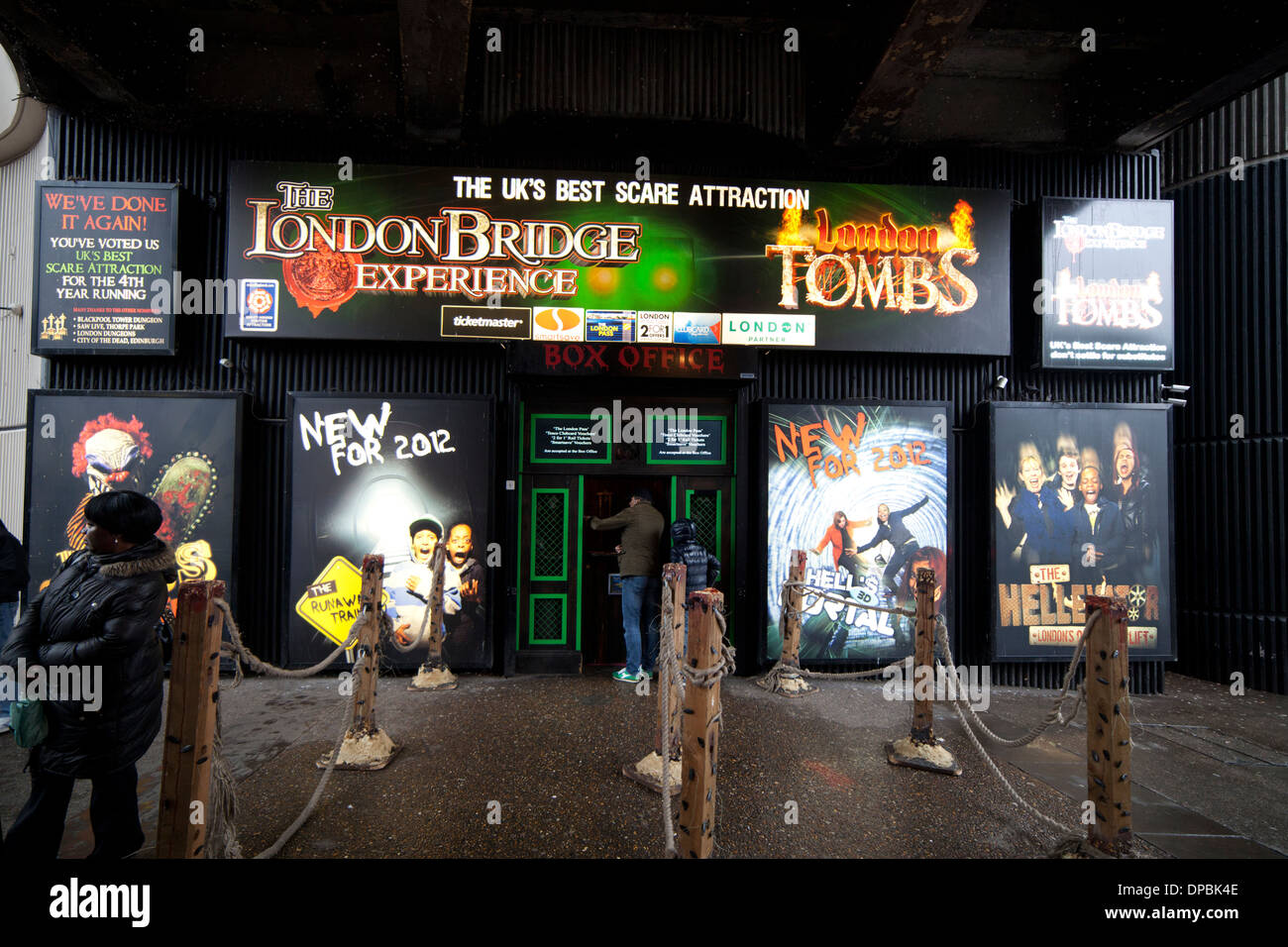 the-london-bridge-experience-show-stock-photo-alamy