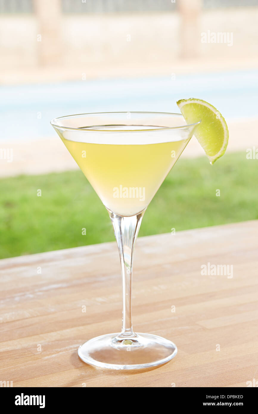 Classic daiquiri cocktail on poolside bar Stock Photo Alamy