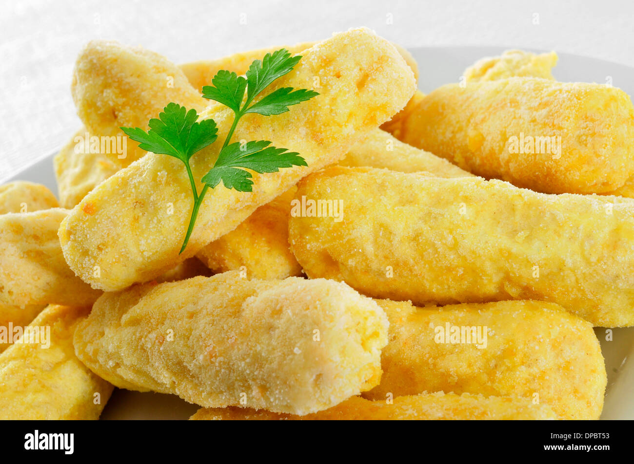 Frozen fish hi-res stock photography and images - Alamy