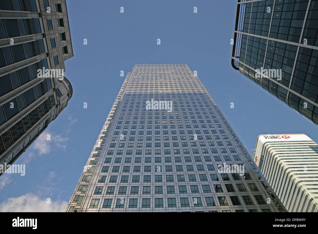 London,UK. 11th January 2014. Buildings in Canary Wharf bathed in Sunshine. Credit:  Keith Larby/Alamy Live News Stock Photo