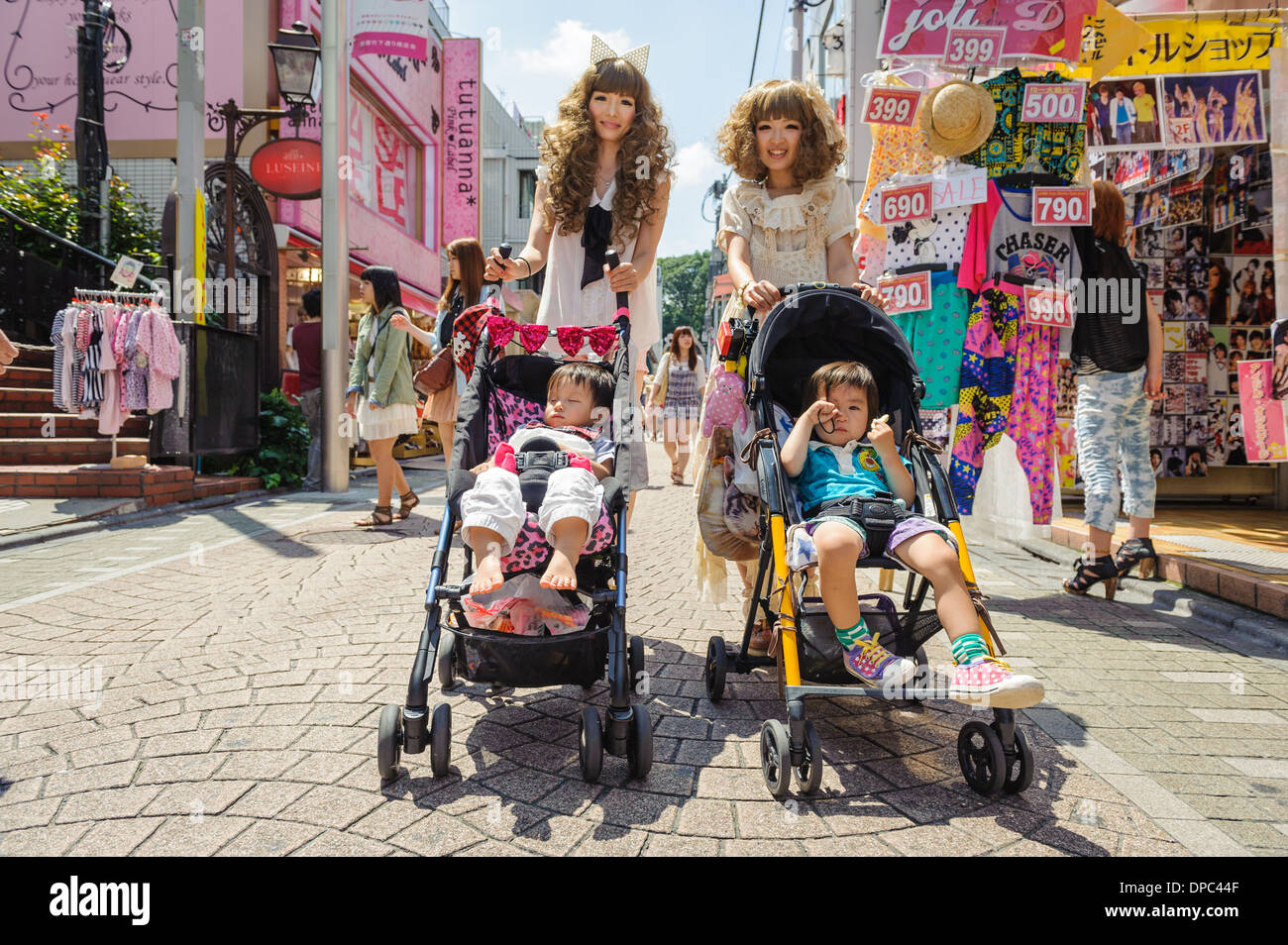 lolitas Lolitas japan hi-res stock photography and images - Alamy