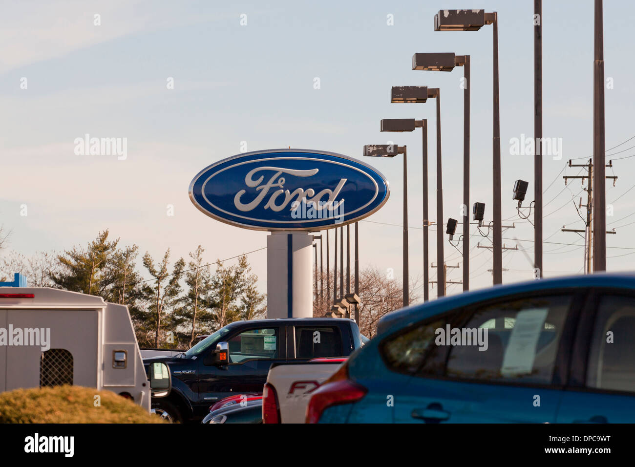 Ford dealership sign Virginia USA Stock Photo Alamy