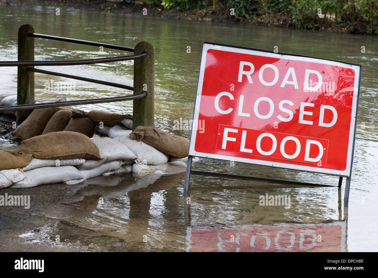 Rain rising waters sign hi-res stock photography and images - Alamy
