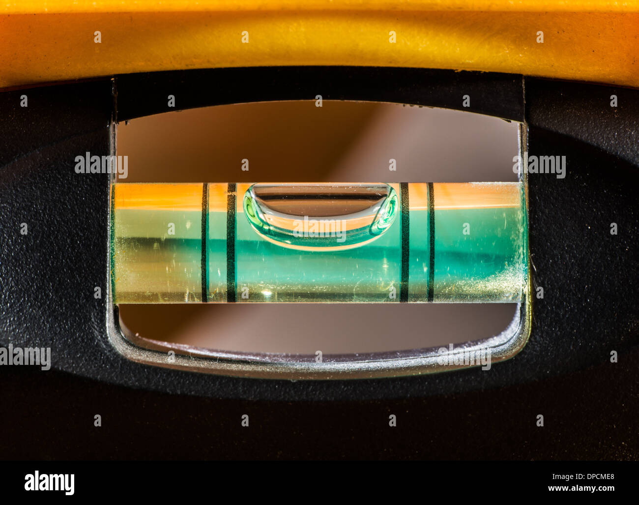 Level tool. Close up macro level measurement Stock Photo Alamy