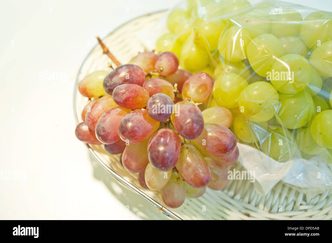 Grapes sugar hires stock photography and images Alamy