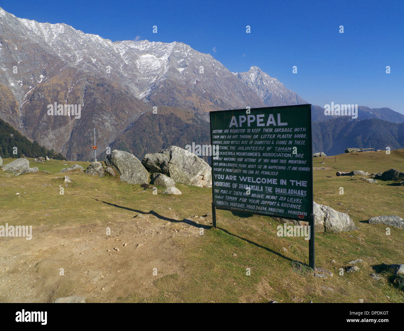 Local recycling group appeal for rubbish to be binned, Triund, nr Mcleodganj Kangra District, Himachal Pradesh, N. India Stock Photo