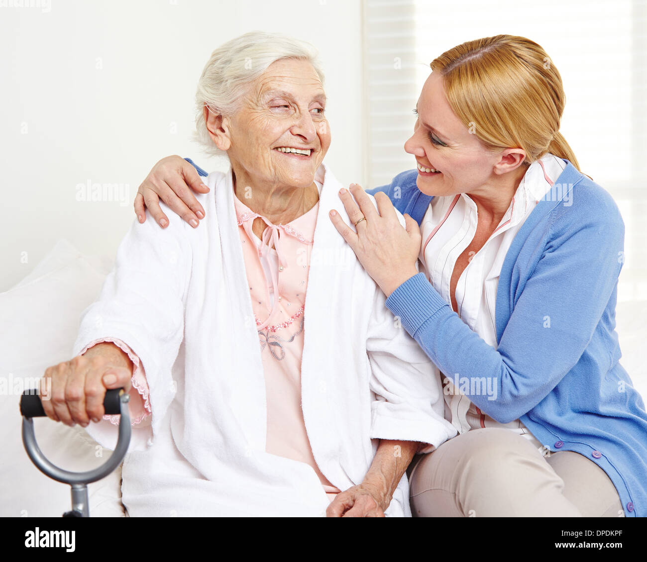 Happy senior citizen woman hi-res stock photography and images - Alamy