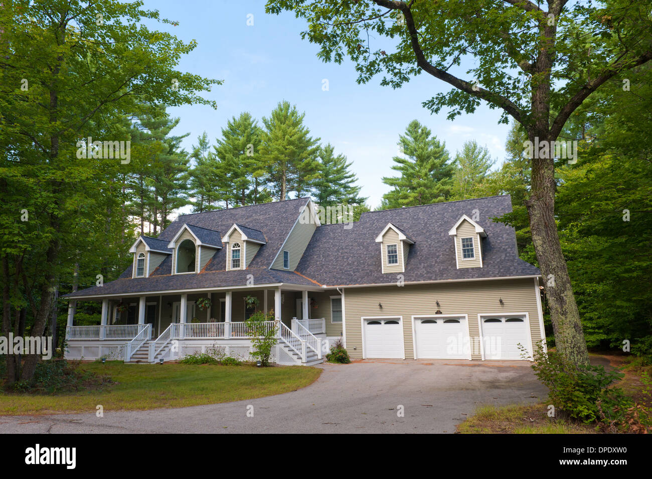 House with triple garage near North Conway, New Hampshire, USA Stock