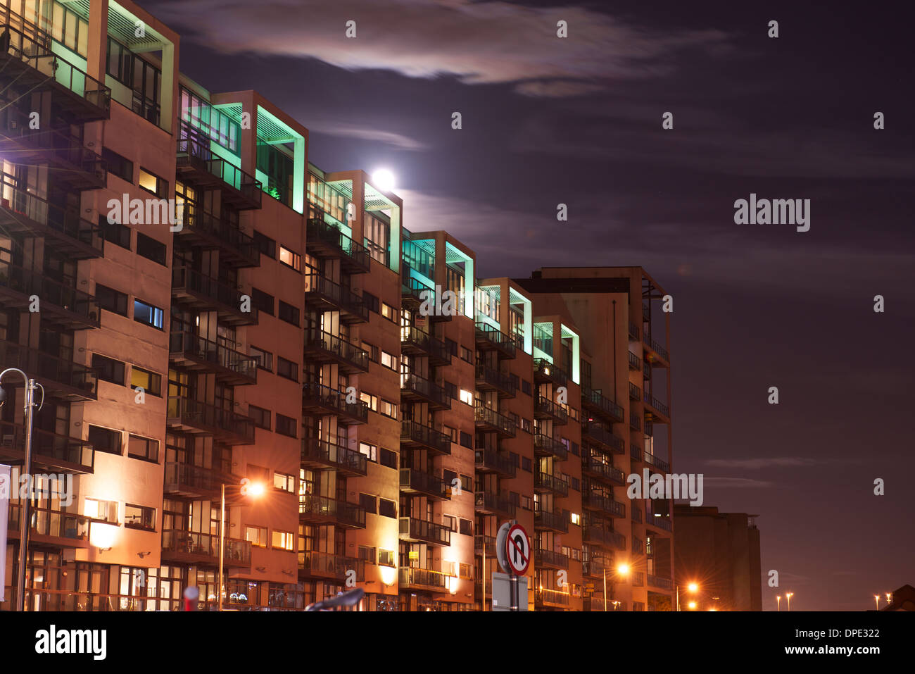 Lancefield Quay Apartment block, Glasgow Stock Photo Alamy