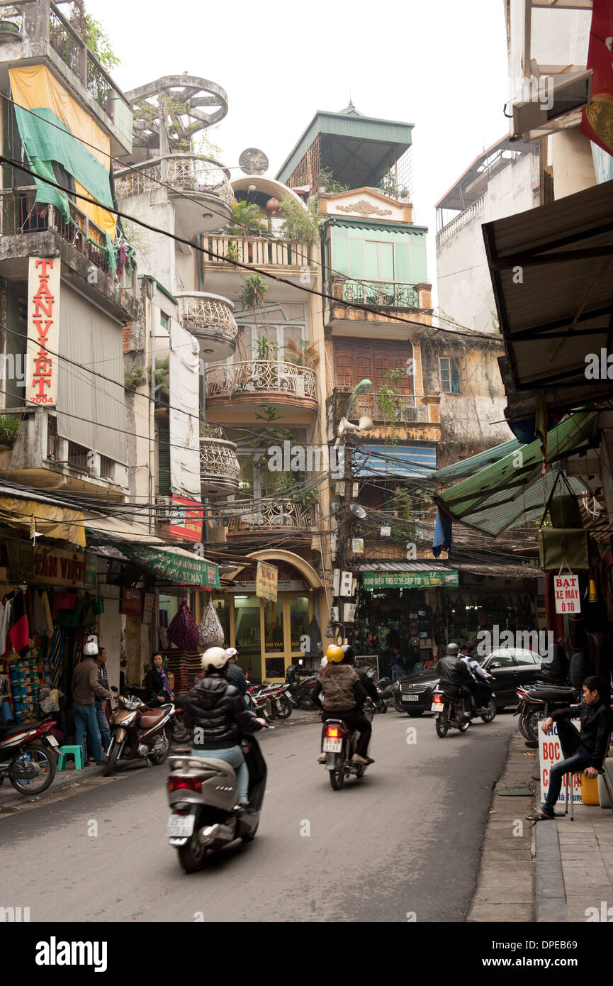 Hanoi Street Scene Motorbikes Shops Hi res Stock Photography And Images hanoi-street-scene-motorbikes-shops-hi-res-stock-photography-and-images
