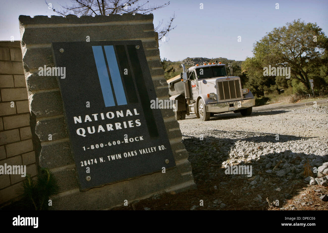 Twin oaks valley road hires stock photography and images Alamy