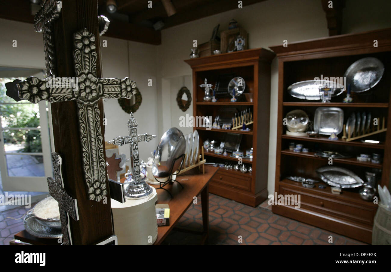 (published 6/11/2005, C-1) Some of the items for sale in one of the shops that represents the transitional period in San Diego history, from solely Mexican to adding the infusion of the conquering Americans. Peggy Peattie photo Stock Photo