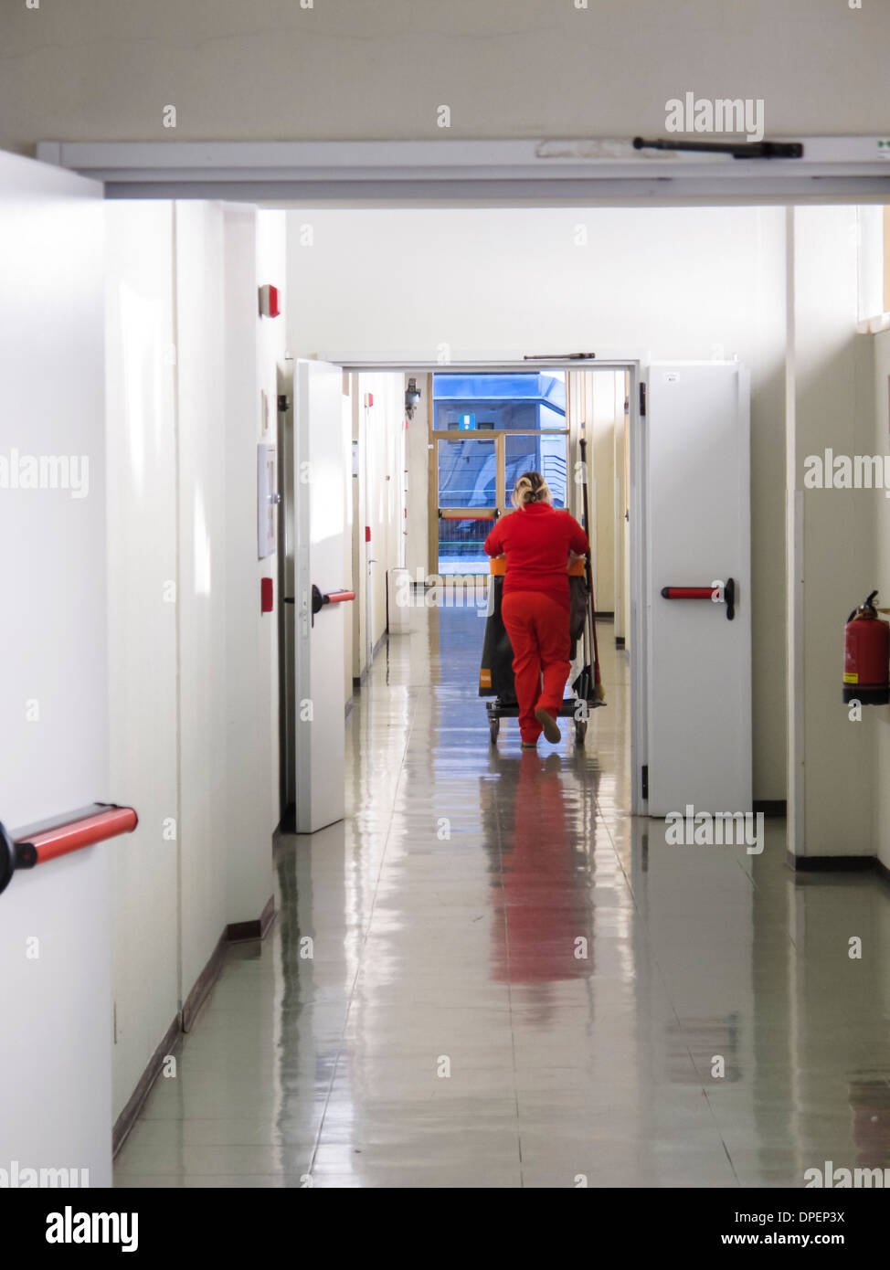 attendant,hospital ward,ospedale di niguarda,milan Stock Photo Alamy