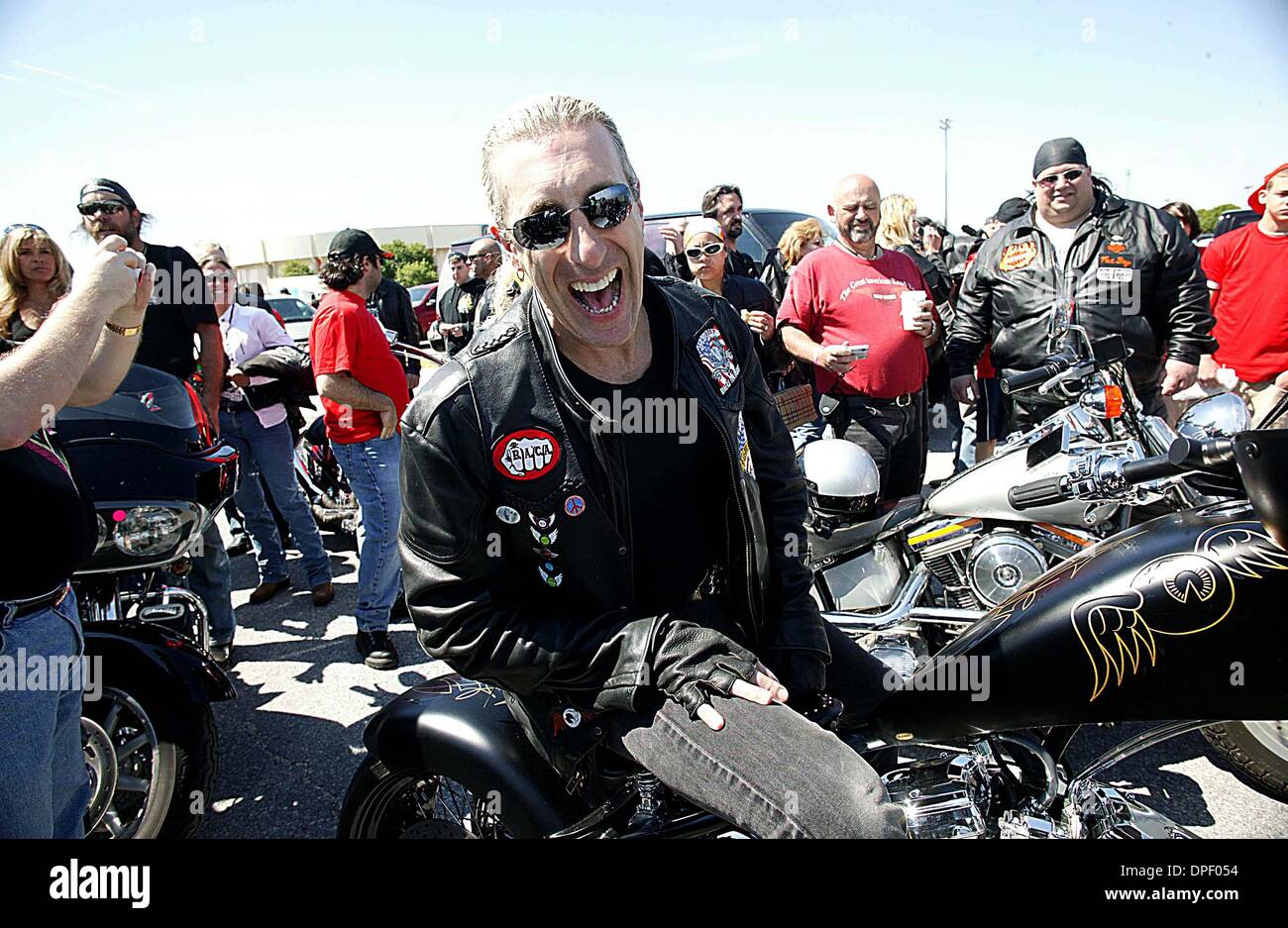 May 21, 2006 - New York, New York, U.S. - Dee Snider front man for ''Twisted Sister '' rides his Von Dutch Custom Motorcycle for his 4th annual March of Dimes Bikers for Babies ride. Dee Snider with his Daughter and Son Cheyenne age 9 Shane 18 yrs.       2006     5/21/06    .K47987BC.4TH ANNUAL MARCH OF DIMES BIKERS FOR BABIES RIDE .05-21-2006.  -   2006.DEE SNIDER.CHEYENNE SNIDER. Stock Photo
