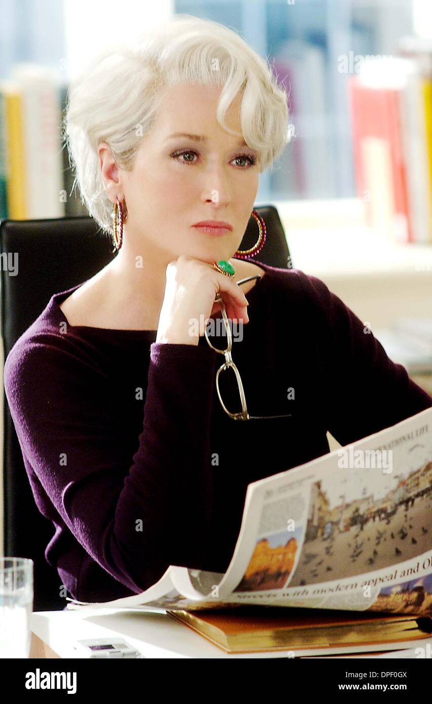 Meryl streep devil wears prada hi-res stock photography and images - Page 3  - Alamy
