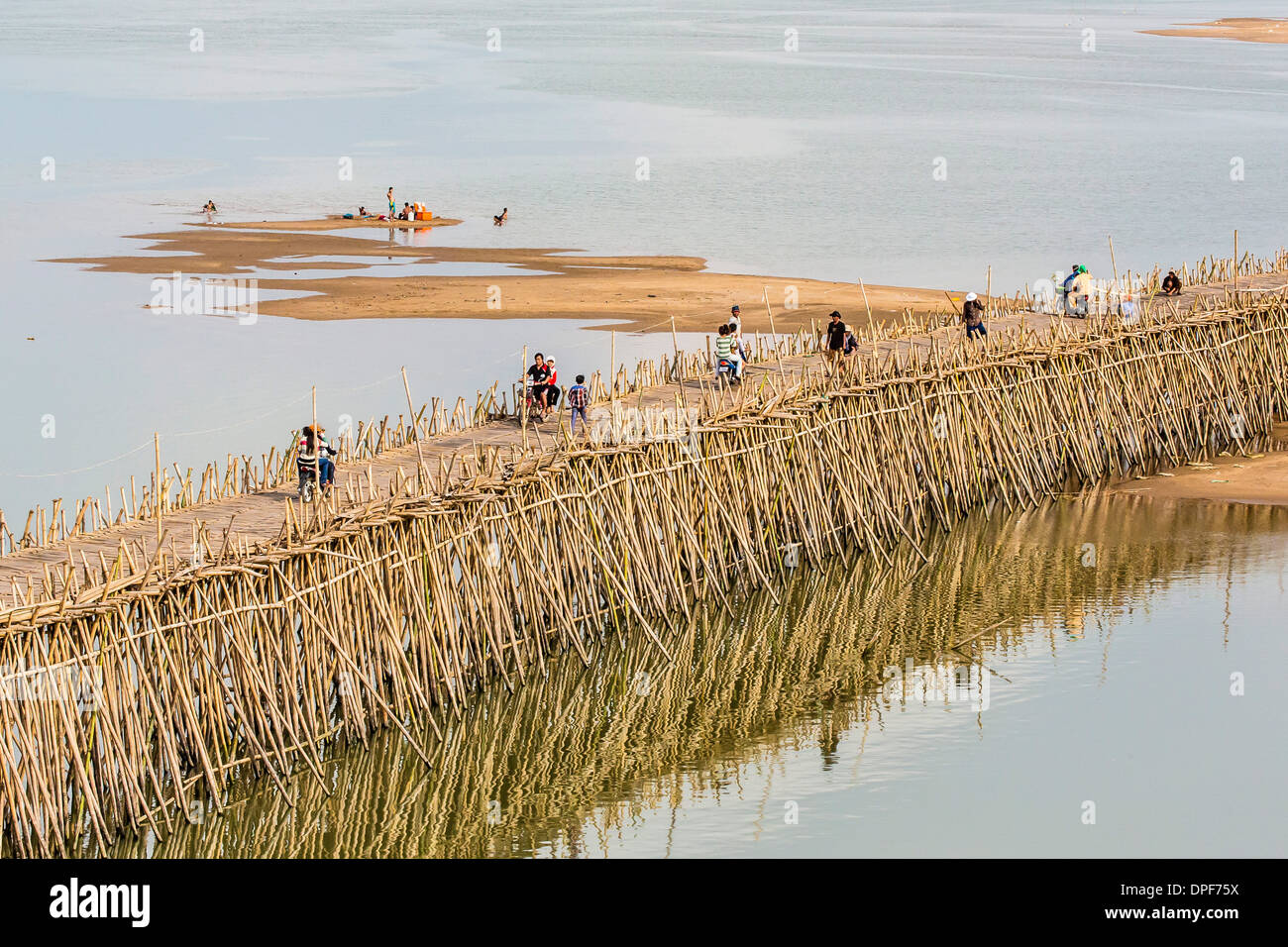Bamboo bridge along the Mekong River near the capital city of Phnom Penh, Cambodia, Indochina, Southeast Asia, Asia Stock Photo