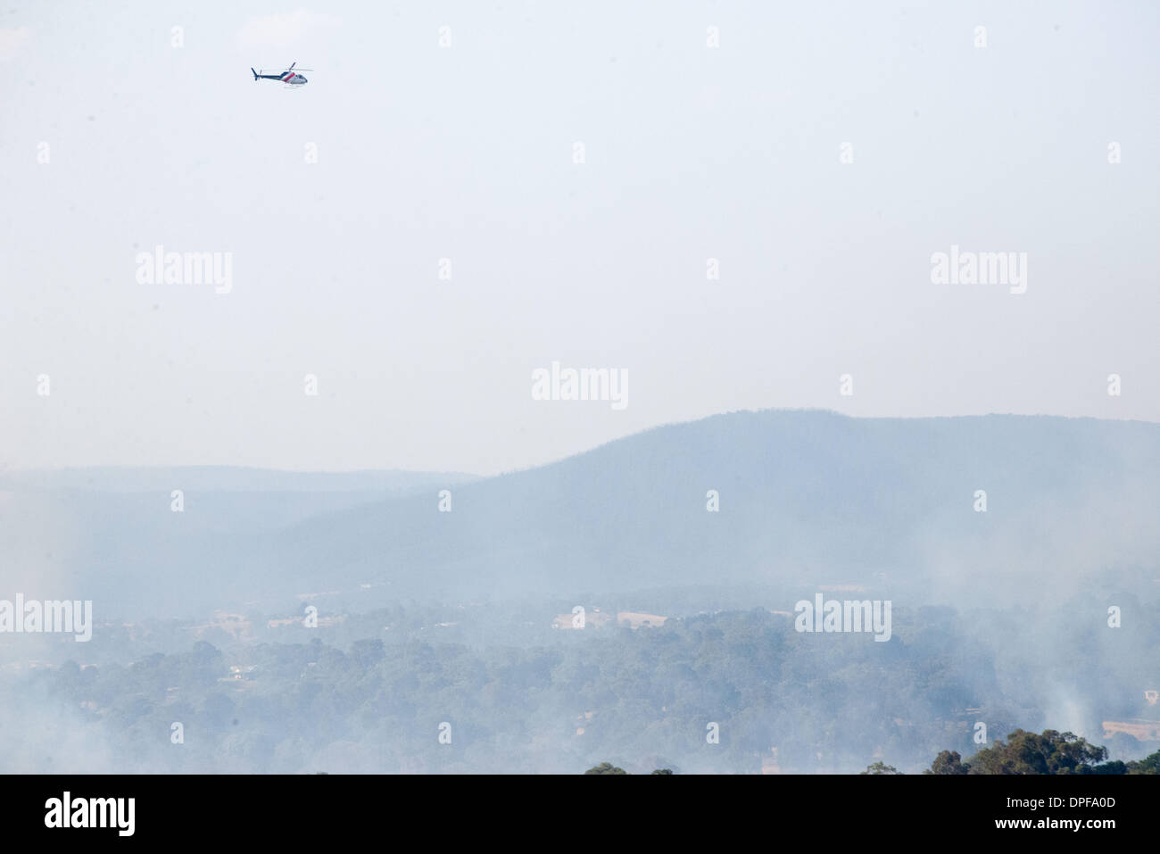 Victorian bushfires during heatwave January 2014 temperatures of 44C out of control Kangaroo Ground Panton Hill Melbourne fire yarra valley Stock Photo