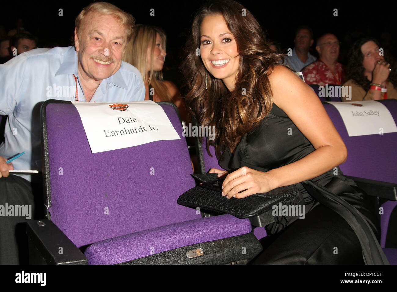 Dr jerry buss hi-res stock photography and images - Alamy