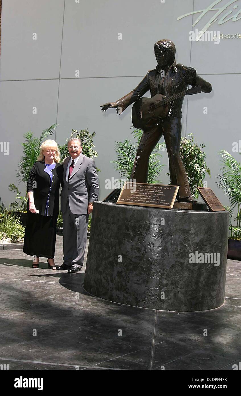June 21, 2006 Hollywood, California, U.S. K48433EG.ELVIS STAUE