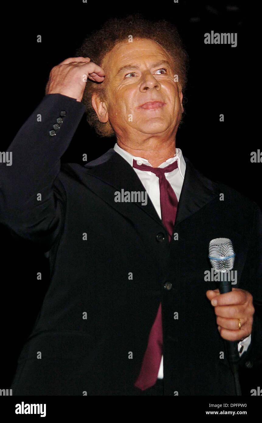 Nov. 6, 2006 New York, New York, U.S. LEGENDARY SINGER ART