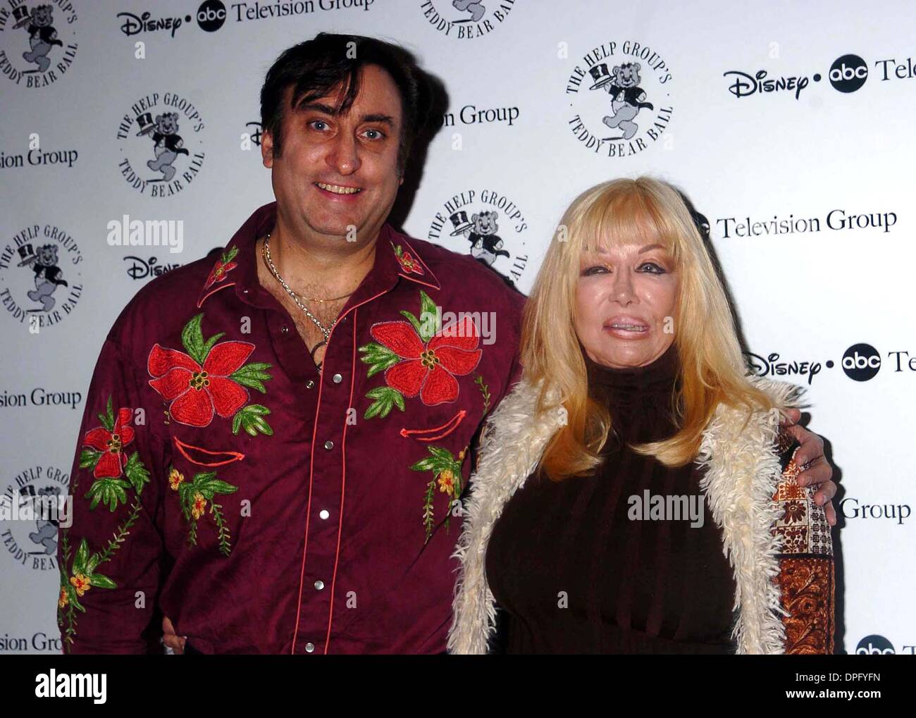 Elaine young hires stock photography and images Alamy