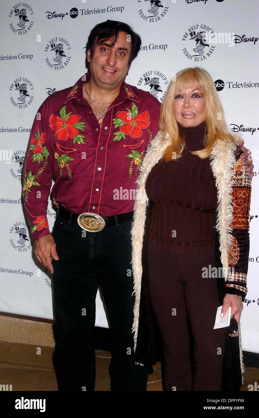 Elaine young hires stock photography and images Alamy