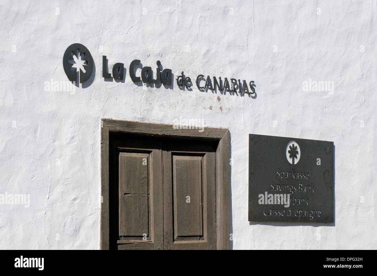 la caja de canarias Savings Insular de Canarias canaries islands island  canary bank banks Spanish branch spain Stock Photo - Alamy