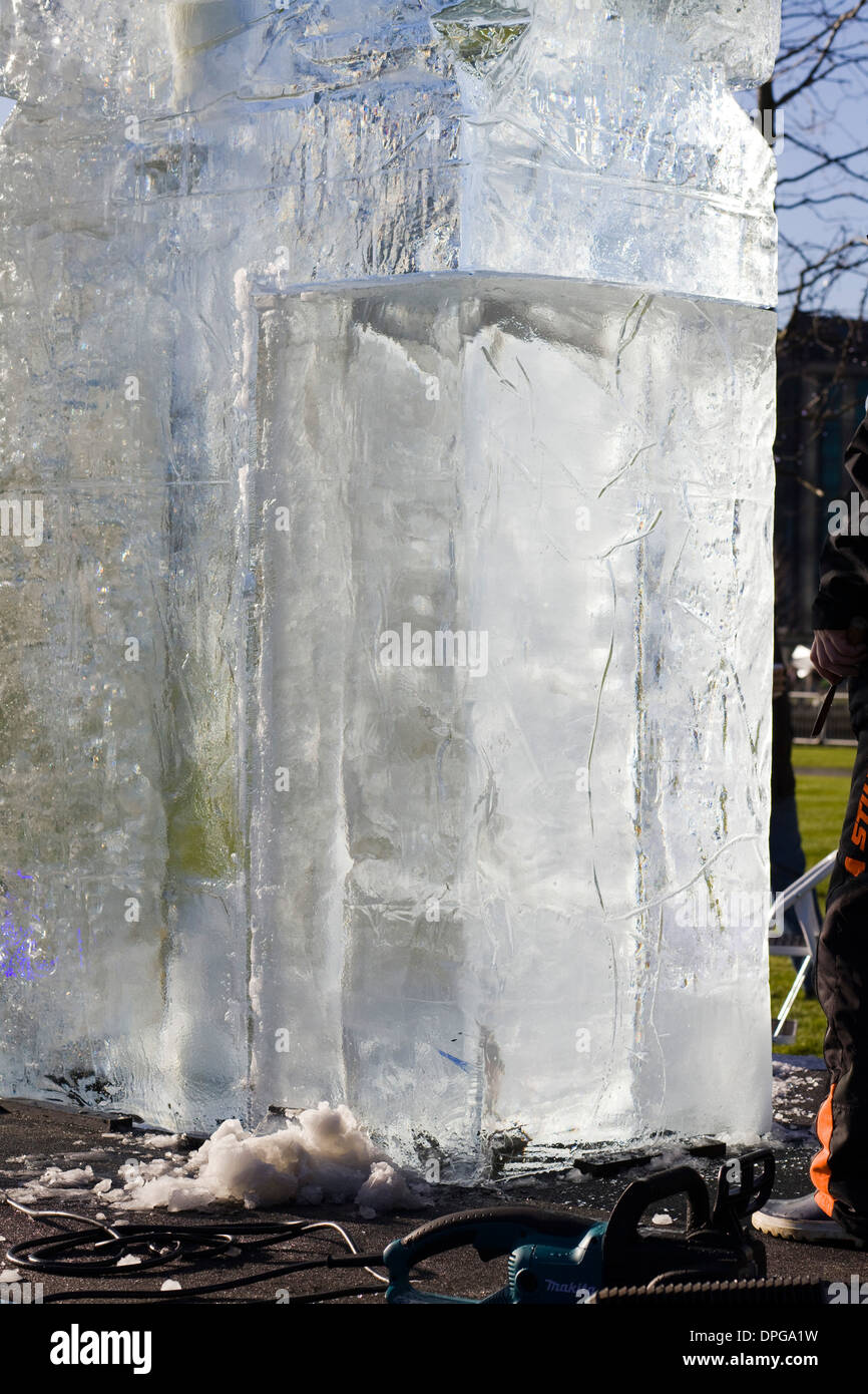 London Ice Sculpting Festival at Canary Wharf "FABULOUS FASHION Stock ...